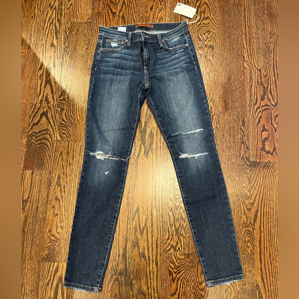 Joe’s jeans never worn size 28